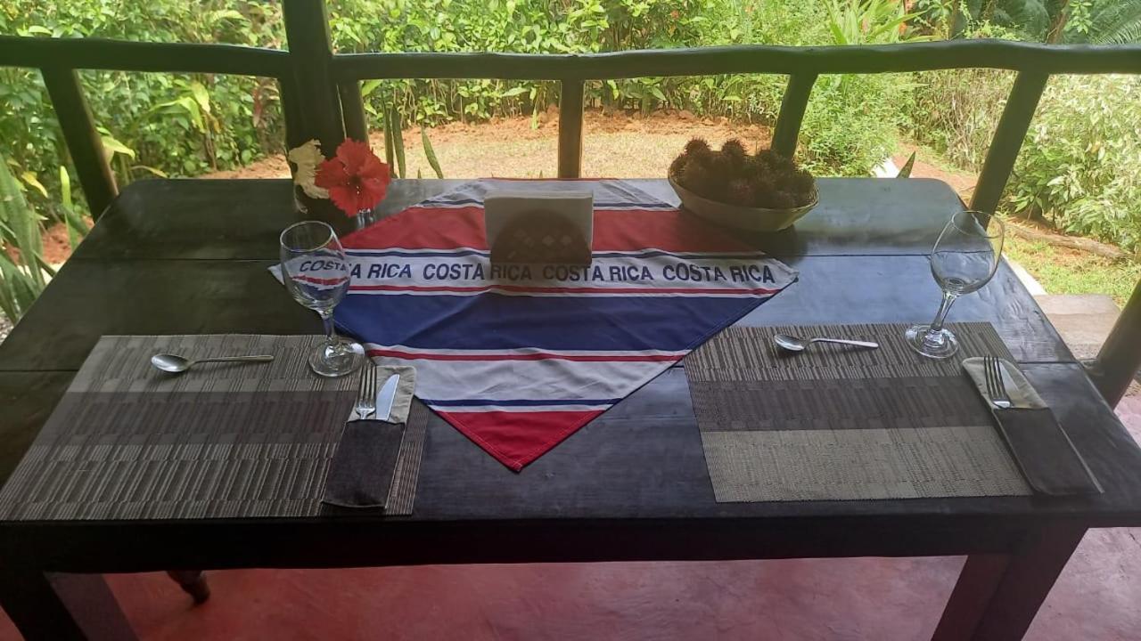 Vista Alta Ecolodge Bahia Drake Дрейк Екстер'єр фото